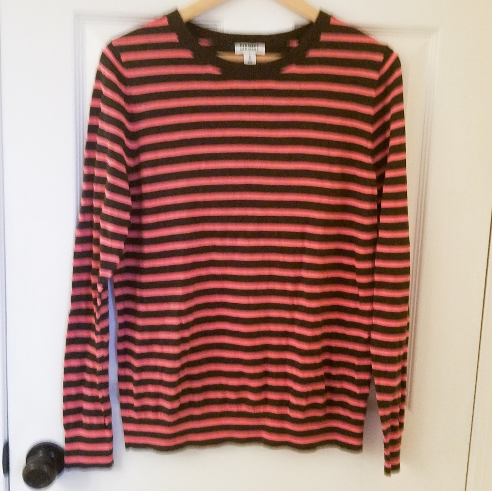 🌻 2/$24 NWOT Old Navy Grey and Pink Sweater